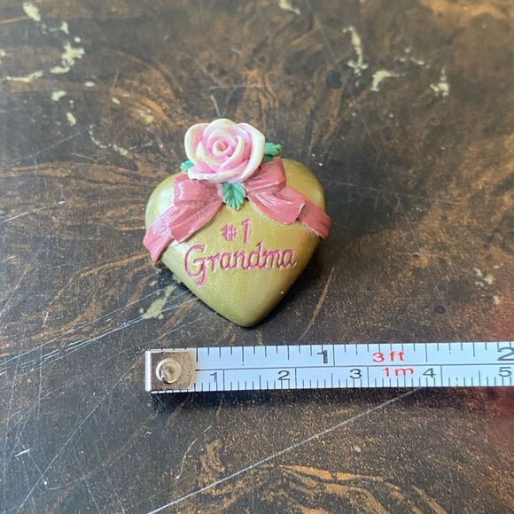 Vintage #1 Grandma Heart and Rose Brooch Pin - Picture 4 of 4